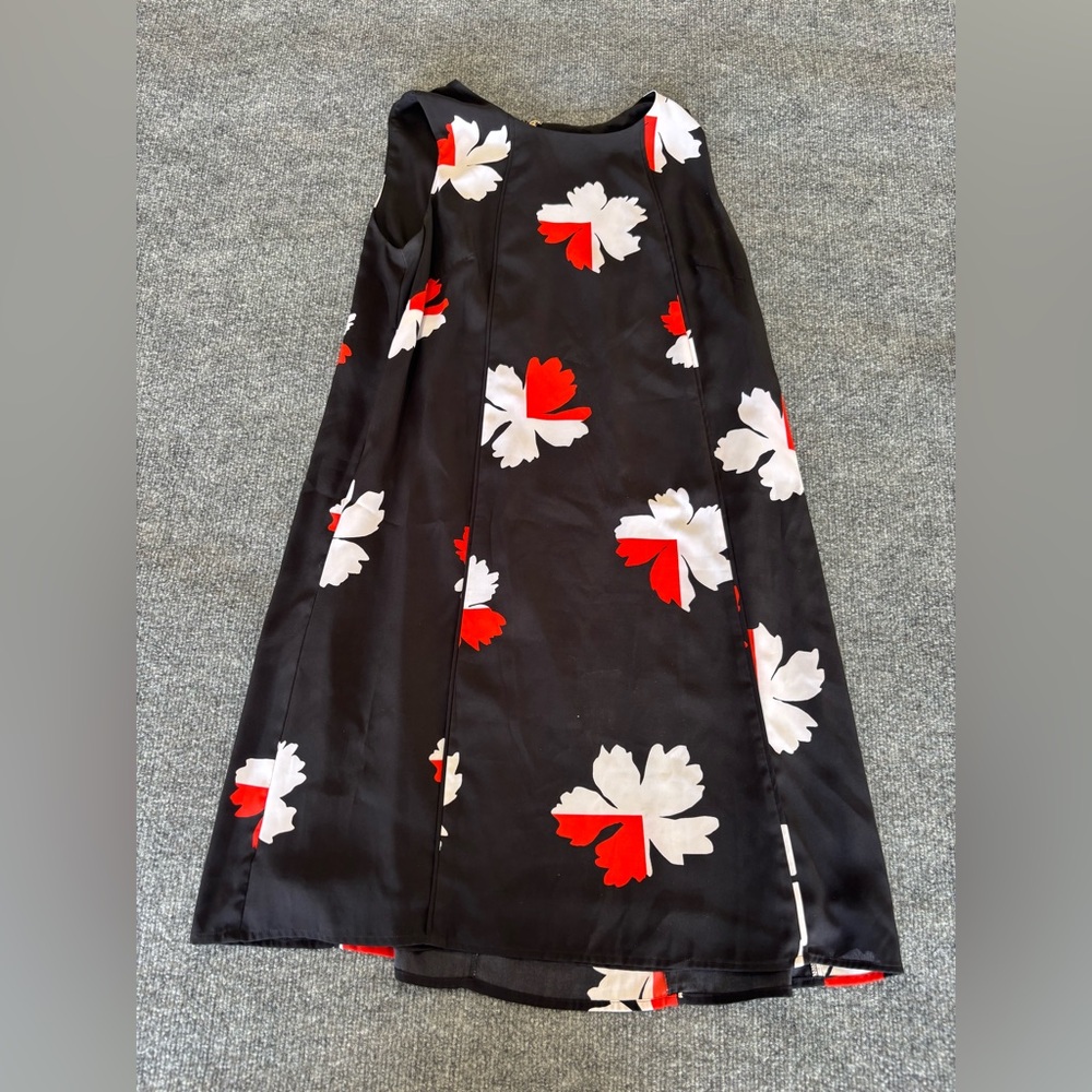 Tommy Hilfiger Dress Women’s with Red & White Floral Accents Size 10